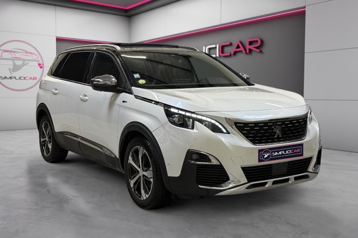 PEUGEOT 5008